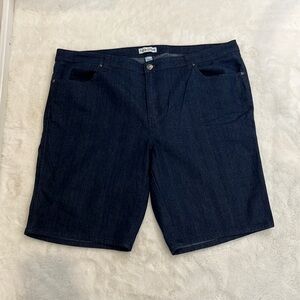 Purple & More denim jean shorts size 22W Bermuda length 10.5” inseam